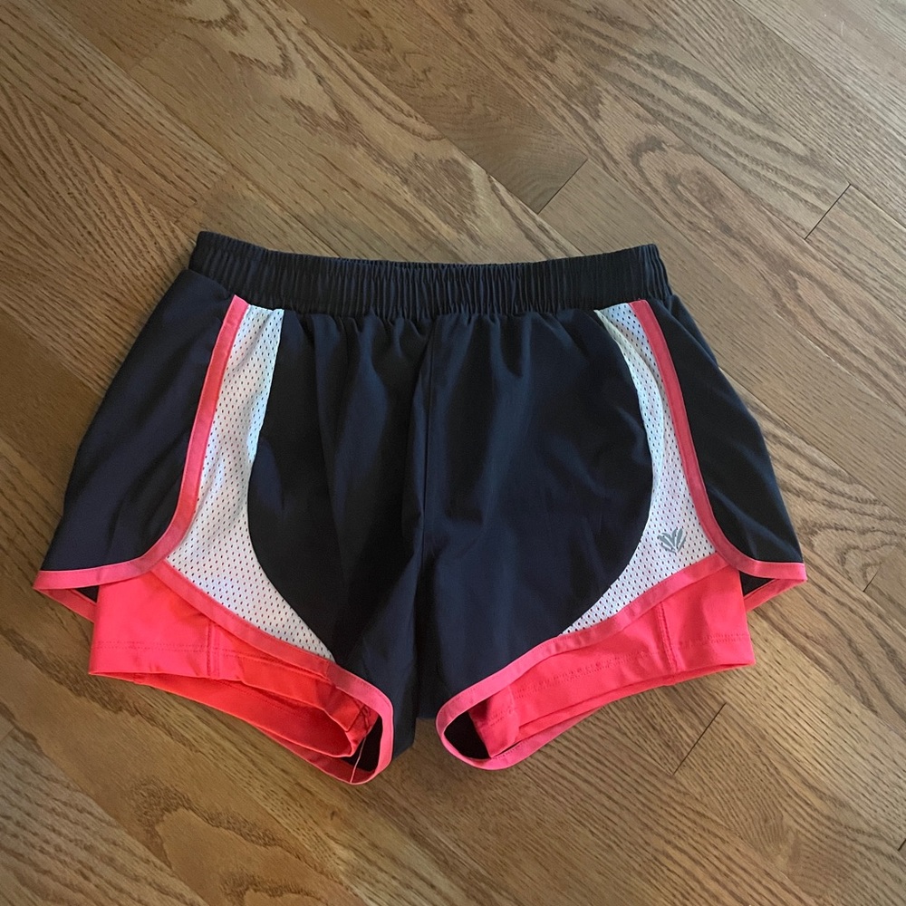 BRAND NEW FOREVER 21 ATHLETIC SHORTS